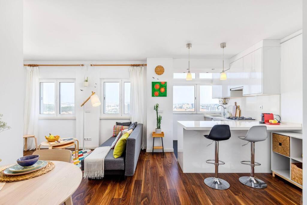 Cozy Bright Space With Landscape And Air Conditioner リスボン エクステリア 写真