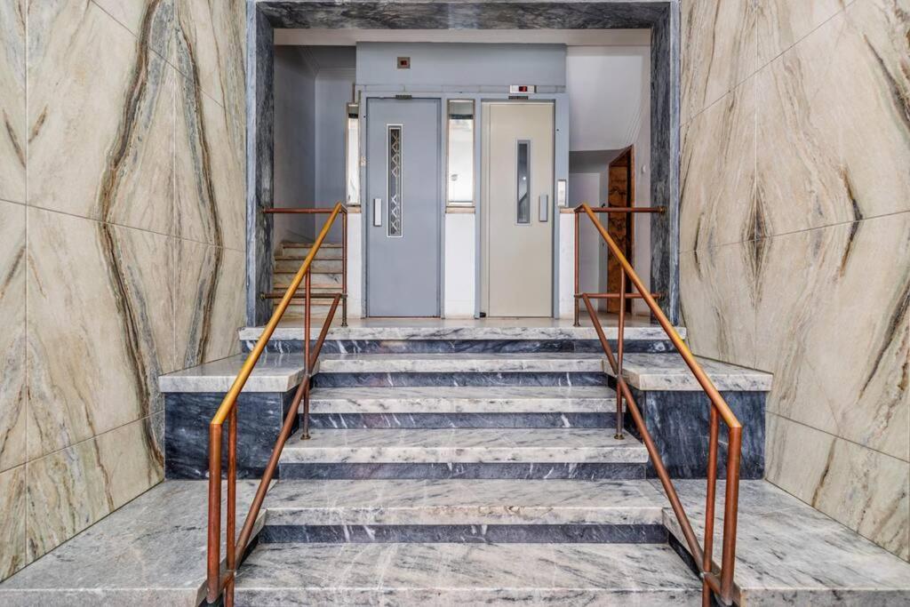 Cozy Bright Space With Landscape And Air Conditioner リスボン エクステリア 写真